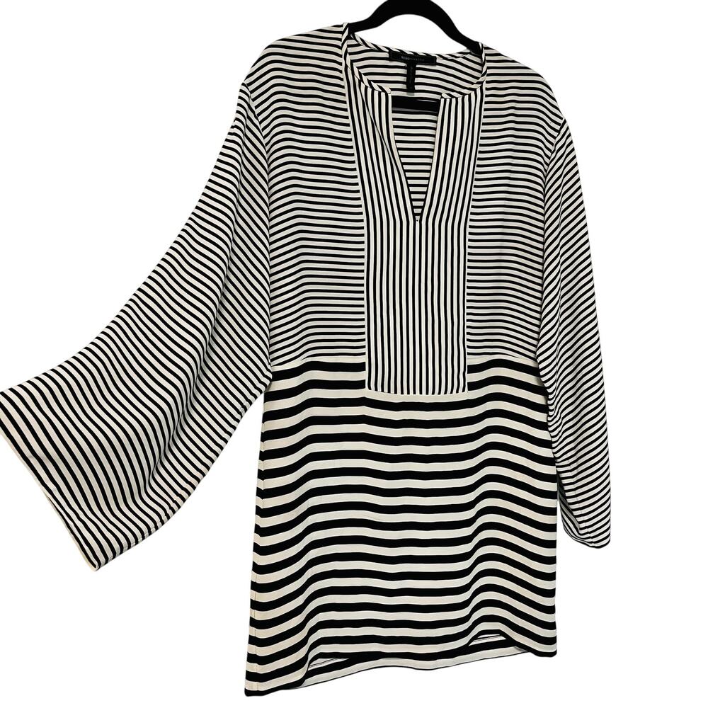 BCBG Amilia Black & White Stripe Block Shift Dress Bell Sleeves Size M